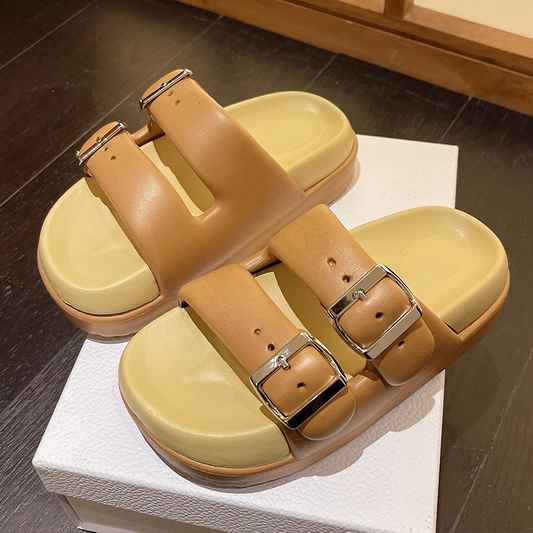 Crocsay Buckle Sliper Beige